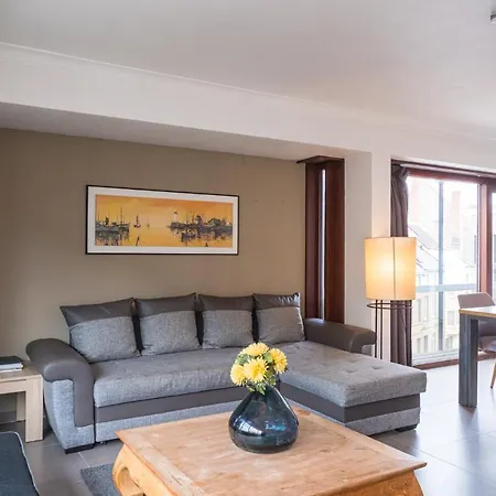 Duong Apartment *